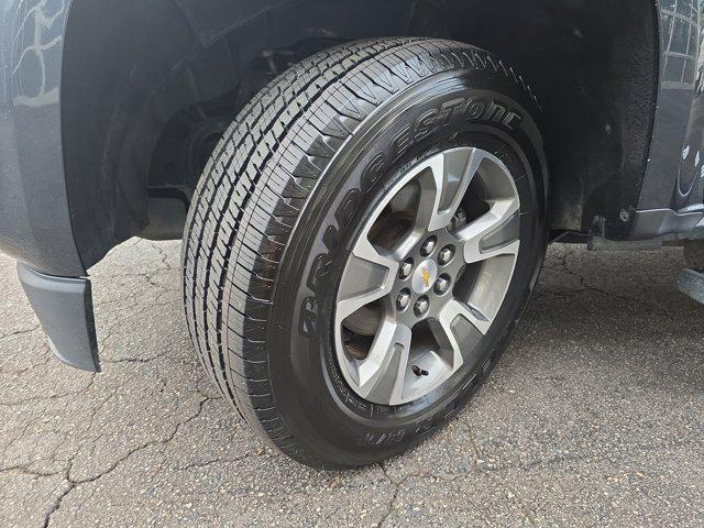 Photo of 2020 Shadow Gray Metallic Chevrolet Colorado
