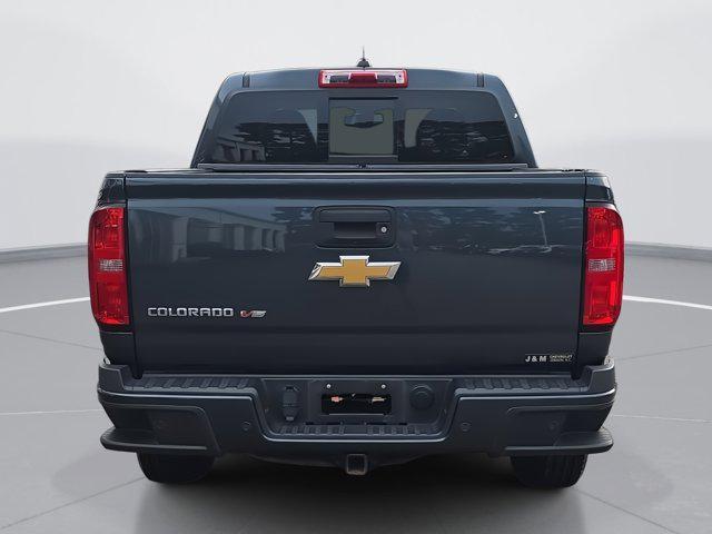 Photo of 2020 Shadow Gray Metallic Chevrolet Colorado