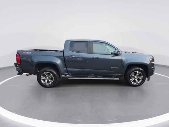 Photo of 2020 Shadow Gray Metallic Chevrolet Colorado