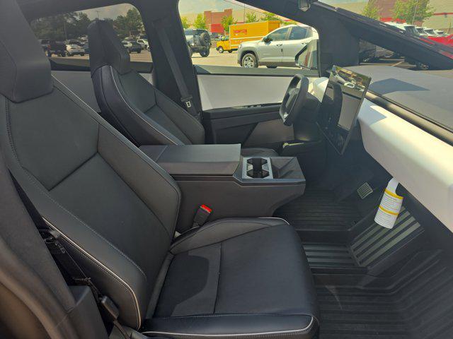 Photo of 2024 Stainless Steel Tesla Cybertruck