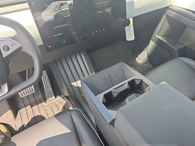 Photo of 2024 Stainless Steel Tesla Cybertruck