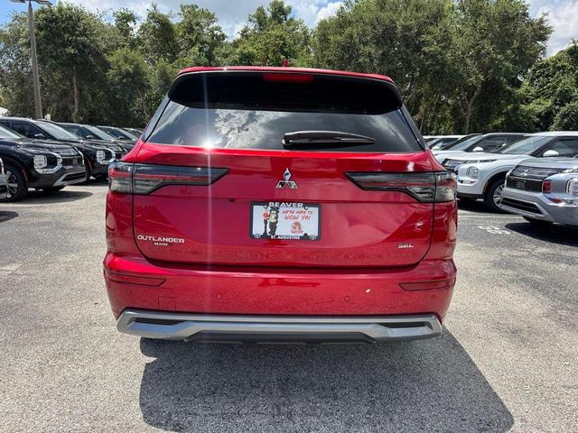 Photo of 2025  Mitsubishi Outlander