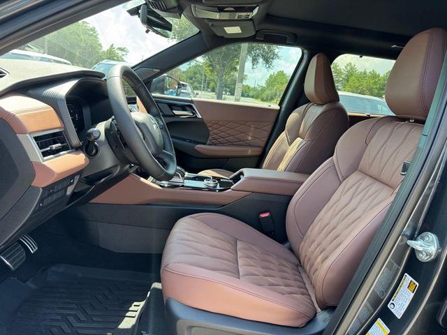 Photo of 2025 Graphite Gray Mitsubishi Outlander