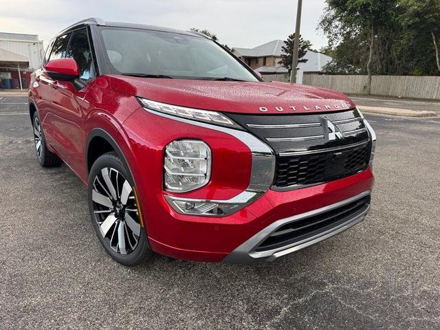Photo of 2025  Mitsubishi Outlander