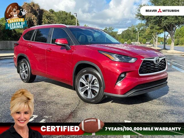 Photo of 2024 Ruby Flare Pearl Toyota Highlander