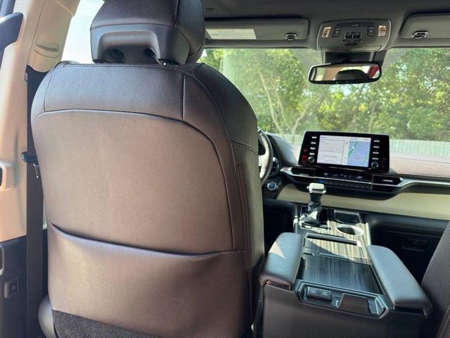 Photo of 2022 Ruby Flare Pearl Toyota Sienna