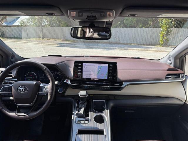 Photo of 2022 Ruby Flare Pearl Toyota Sienna
