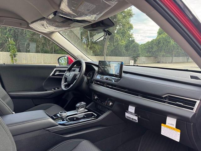 Photo of 2025 Diamond Mitsubishi Outlander