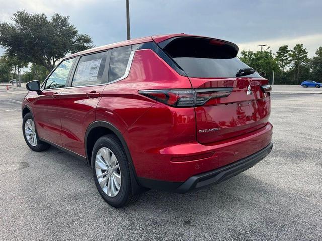 Photo of 2025 Diamond Mitsubishi Outlander