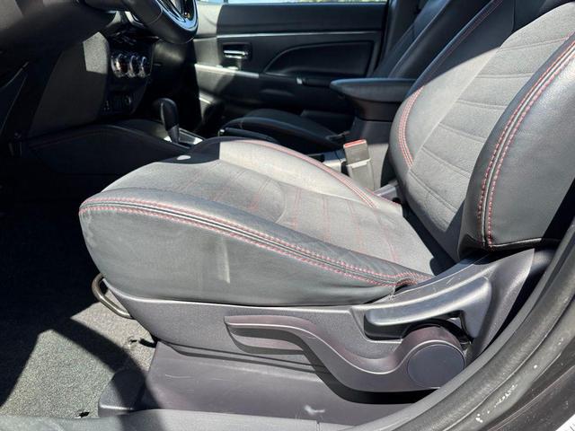 Photo of 2022 Labrador Black Pearl Mitsubishi Outlander Sport