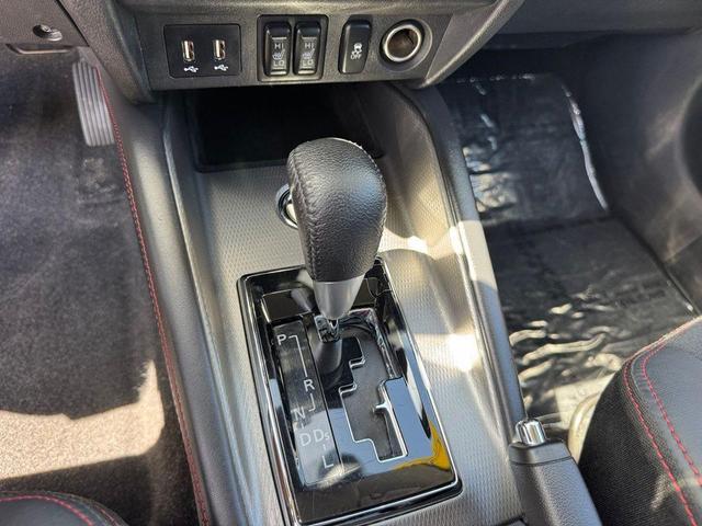 Photo of 2022 Labrador Black Pearl Mitsubishi Outlander Sport