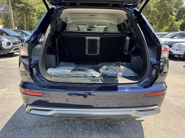 Photo of 2025 Cosmic Blue Mitsubishi Outlander