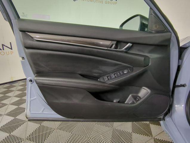 Photo of 2022 Sonic Gray Pearl Honda Accord