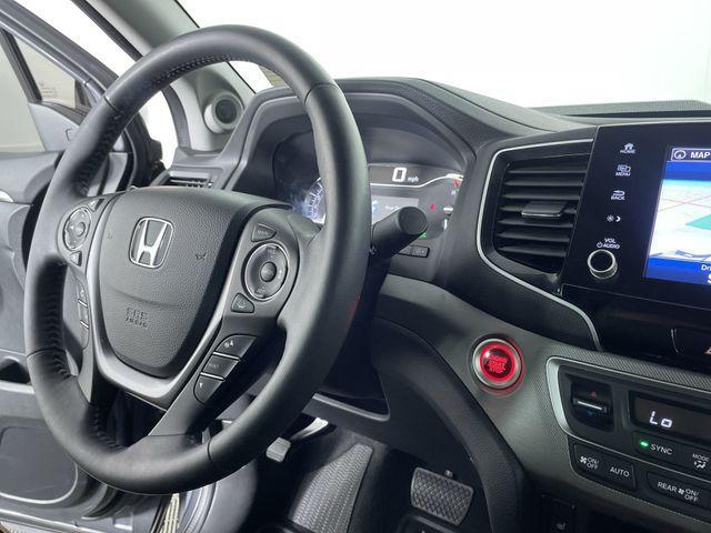 Photo of 2022 Gray Honda Ridgeline