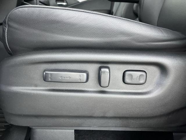Photo of 2022 Gray Honda Ridgeline