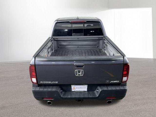 Photo of 2022 Gray Honda Ridgeline