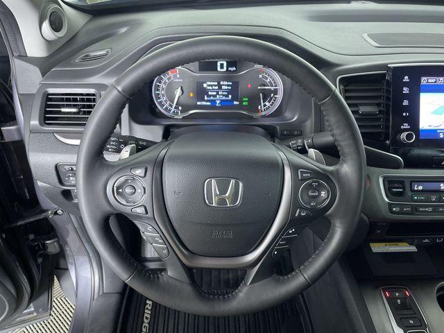 Photo of 2022 Gray Honda Ridgeline