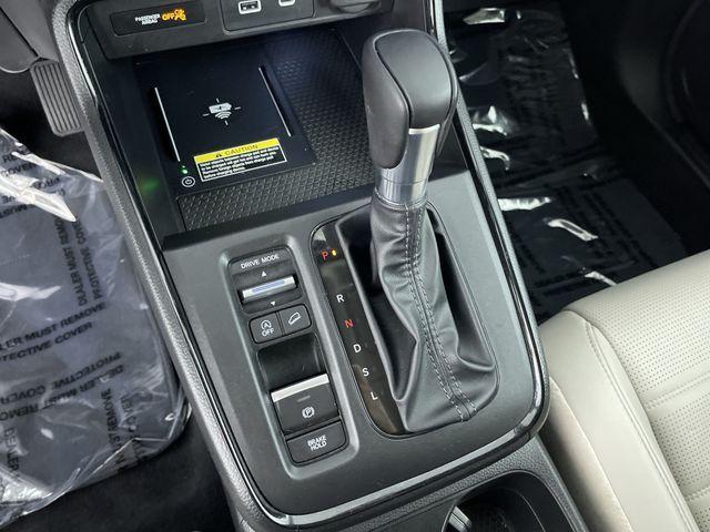 Photo of 2023 Silver Honda CR-V