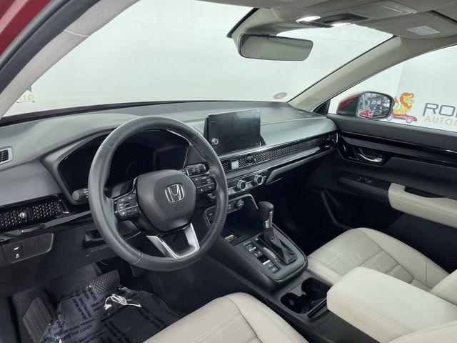 Photo of 2023 Silver Honda CR-V