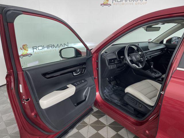 Photo of 2023 Silver Honda CR-V