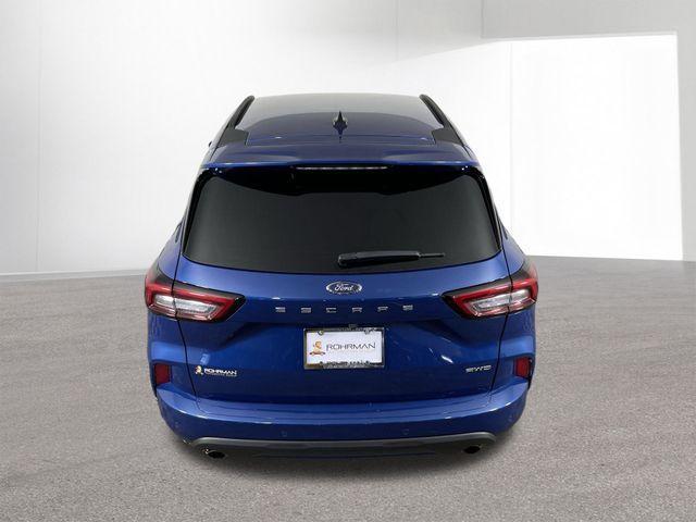 Photo of 2023 Blue Ford Escape