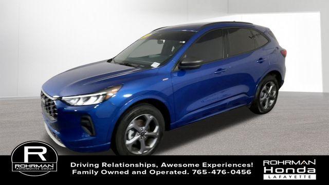 Photo of 2023 Blue Ford Escape