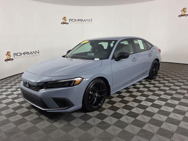 Photo of 2024 Gray Honda Civic