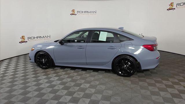 Photo of 2024 Gray Honda Civic