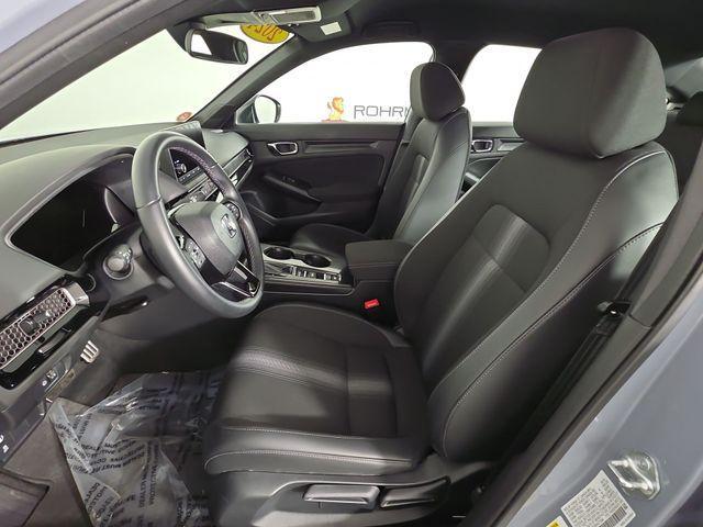Photo of 2024 Gray Honda Civic