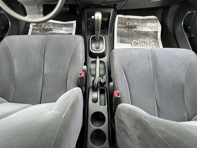 Photo of 2007 Brilliant Silver Metallic Nissan Versa