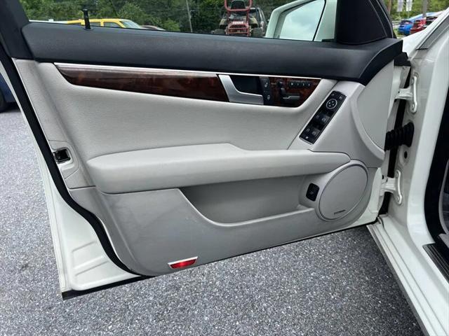 Photo of 2012 Arctic White Mercedes-Benz C-Class