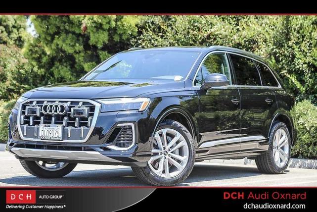 Photo of 2025 Mythos Black Metallic Audi Q7