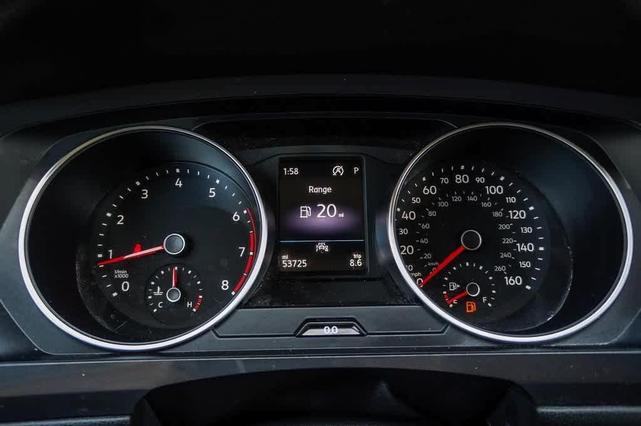 Photo of 2021 Pyrite Silver Metallic Volkswagen Tiguan