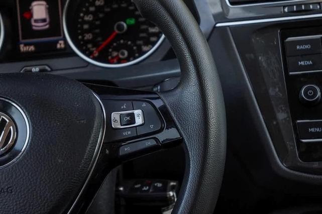 Photo of 2021 Pyrite Silver Metallic Volkswagen Tiguan