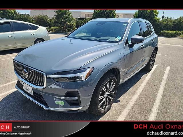 Photo of 2022 Gray Volvo XC60 Recharge Plug-In Hybrid