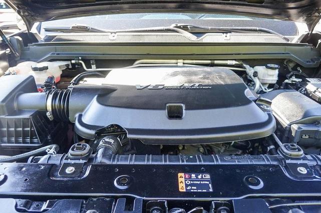 Photo of 2021 Black Chevrolet Colorado
