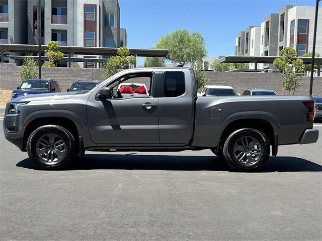 Photo of 2025 Gun Metallic Nissan Frontier