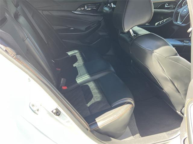 Photo of 2021 Pearl White Tricoat Nissan Maxima