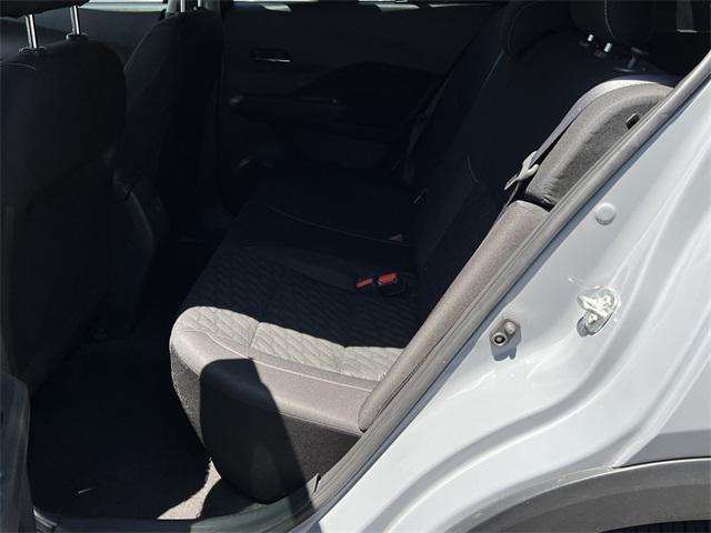Photo of 2022 Boulder Gray Pearl Nissan Kicks