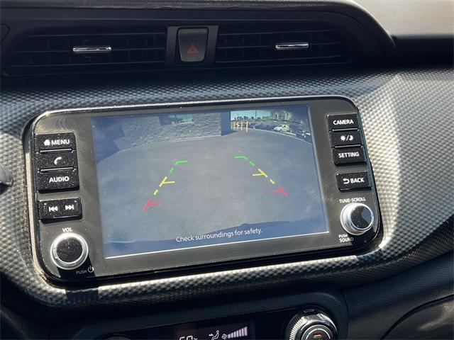 Photo of 2022 Boulder Gray Pearl Nissan Kicks