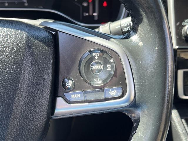 Photo of 2019 Molten Lava Pearl Honda CR-V