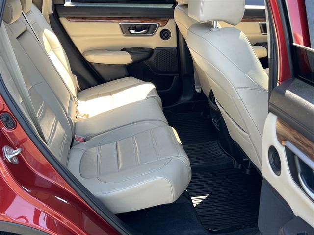 Photo of 2019 Molten Lava Pearl Honda CR-V