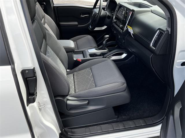 Photo of 2025 Glacier White Nissan Frontier