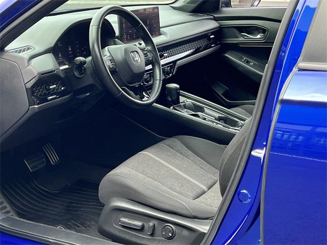 Photo of 2024 Still Night Pearl Honda Accord Hybrid
