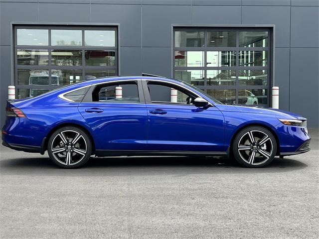 Photo of 2024 Still Night Pearl Honda Accord Hybrid
