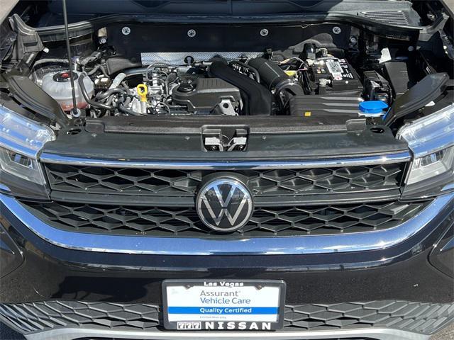Photo of 2022 Deep Black Volkswagen Taos