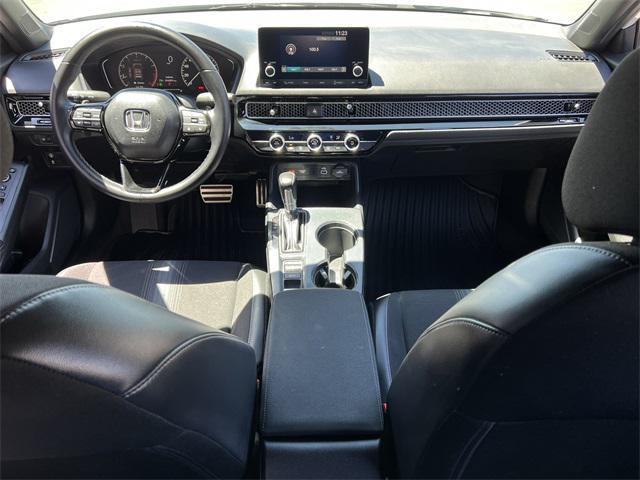 Photo of 2023 Platinum White Pearl Honda Civic