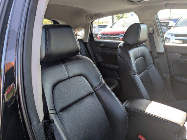 Photo of 2024 Crystal Black Pearl Honda Civic