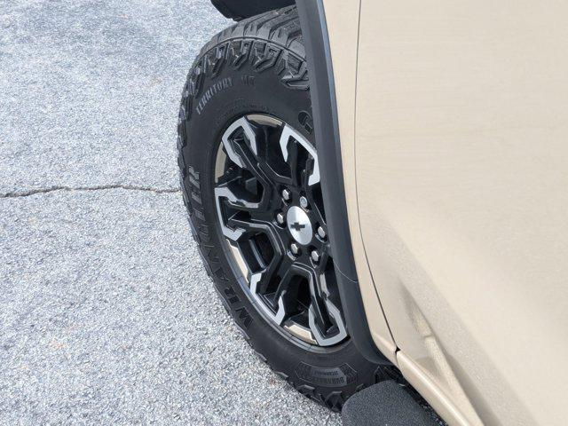 Photo of 2022 Sand Dune Metallic Chevrolet Silverado 1500
