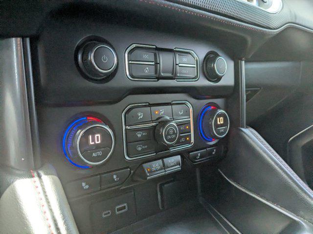 Photo of 2022 Black Chevrolet Suburban